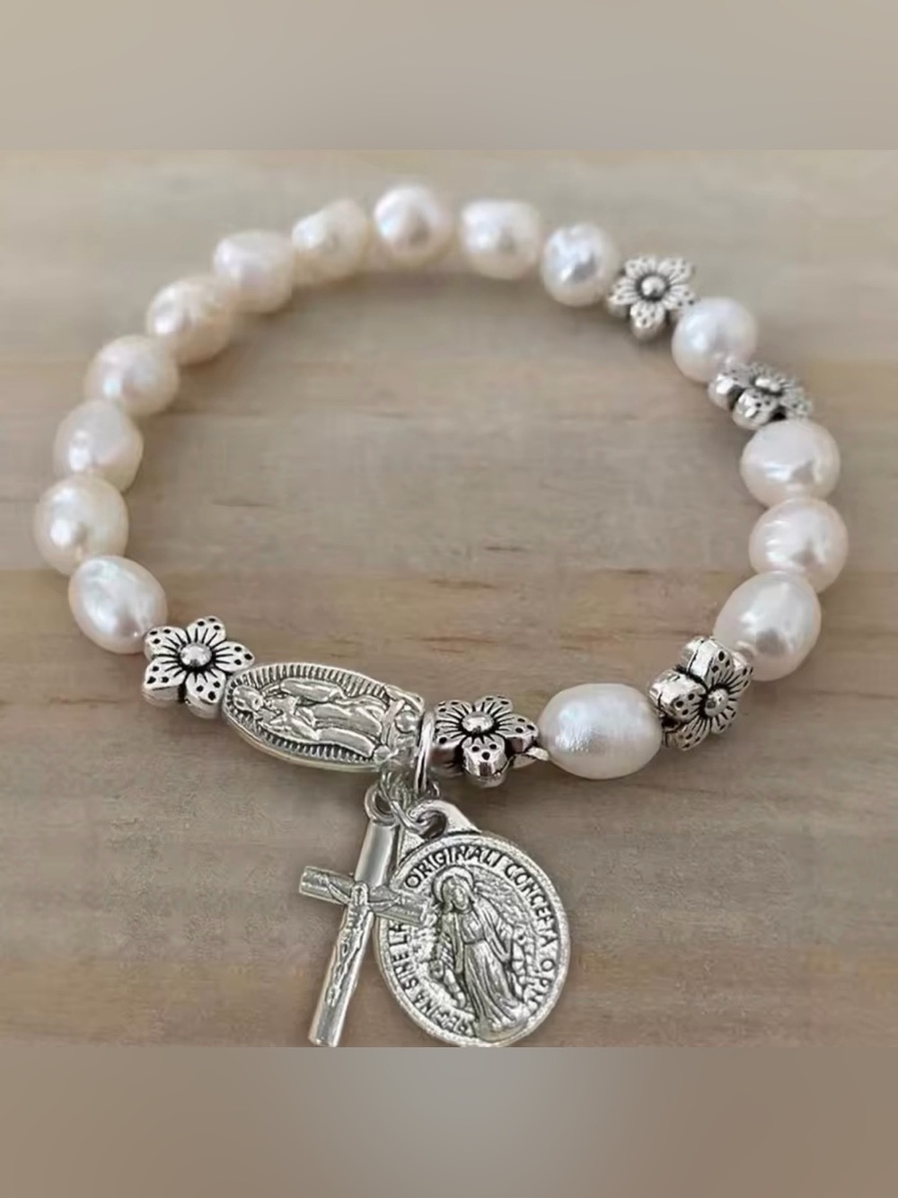 Pearl Charm Bracelet in White & Silver